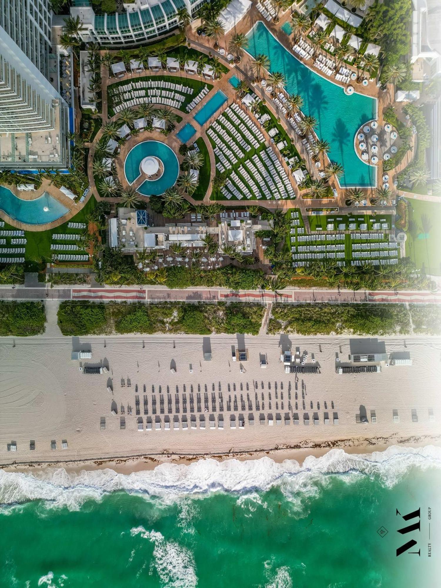 Casa de férias Fontainebleau High Floor W Ocean Views *